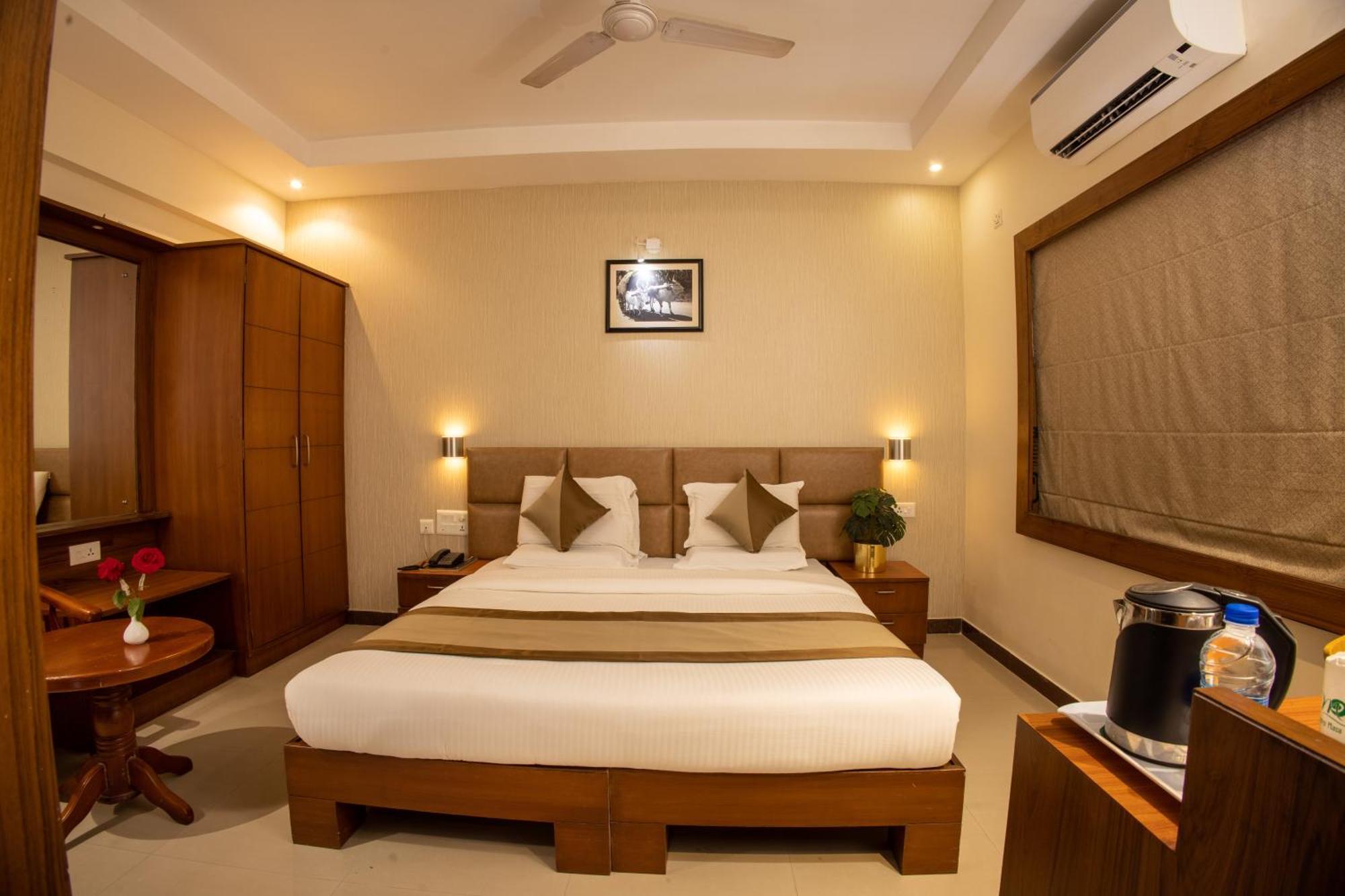 Metro Plaza Hotel By Rak Rooms, Mangaluru Εξωτερικό φωτογραφία
