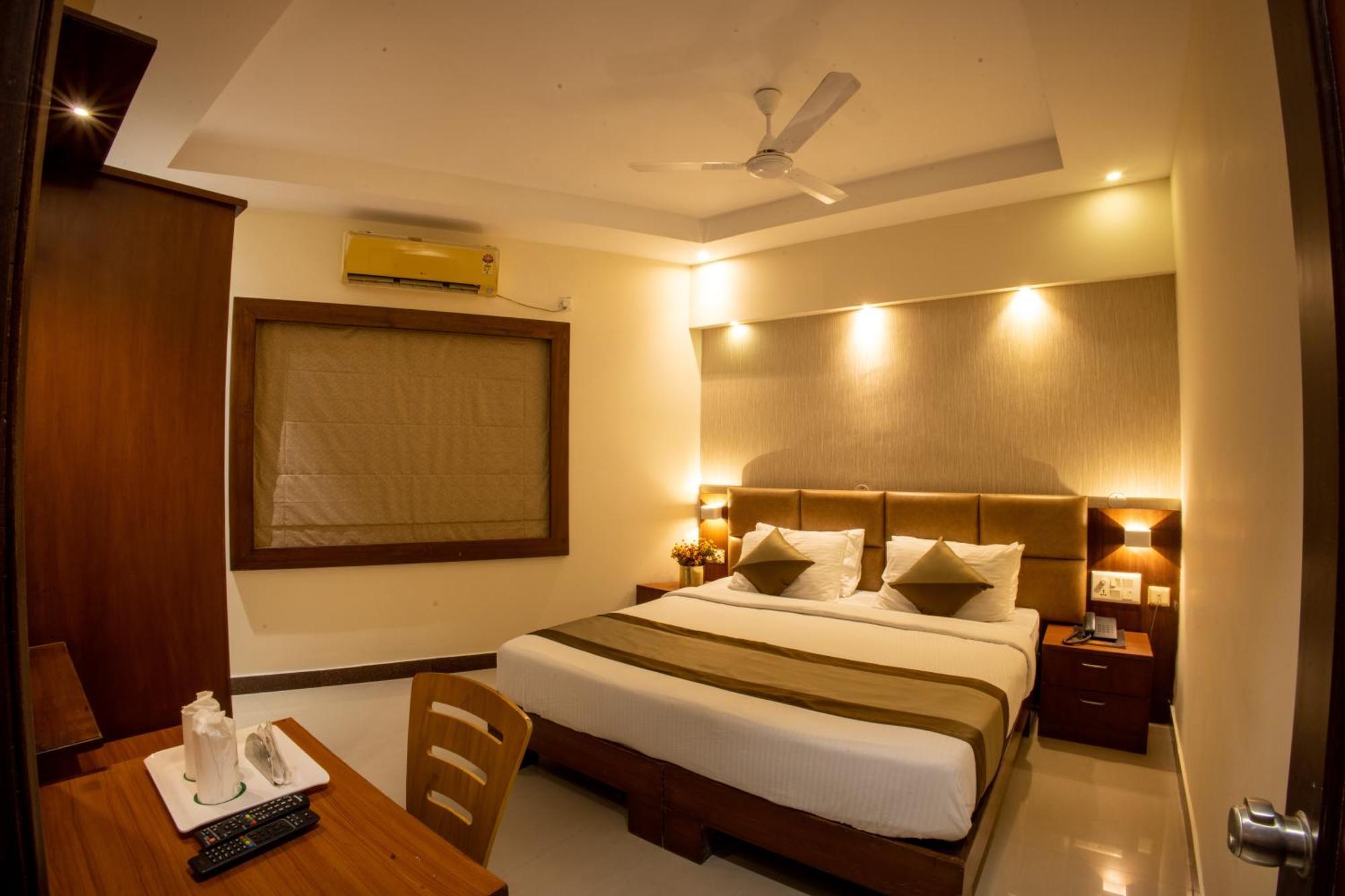 Metro Plaza Hotel By Rak Rooms, Mangaluru Εξωτερικό φωτογραφία